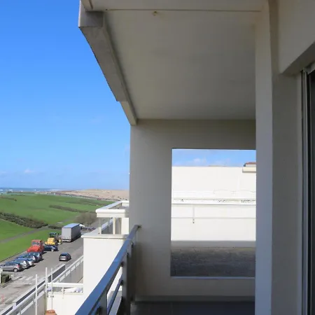 Apartment Plage: T2 Avec Terrasse, Parking, Face Ocean - Fr-1-319-200